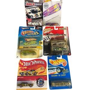 HOT WHEELS Assorted Lot Diecast 06 Cars NWT